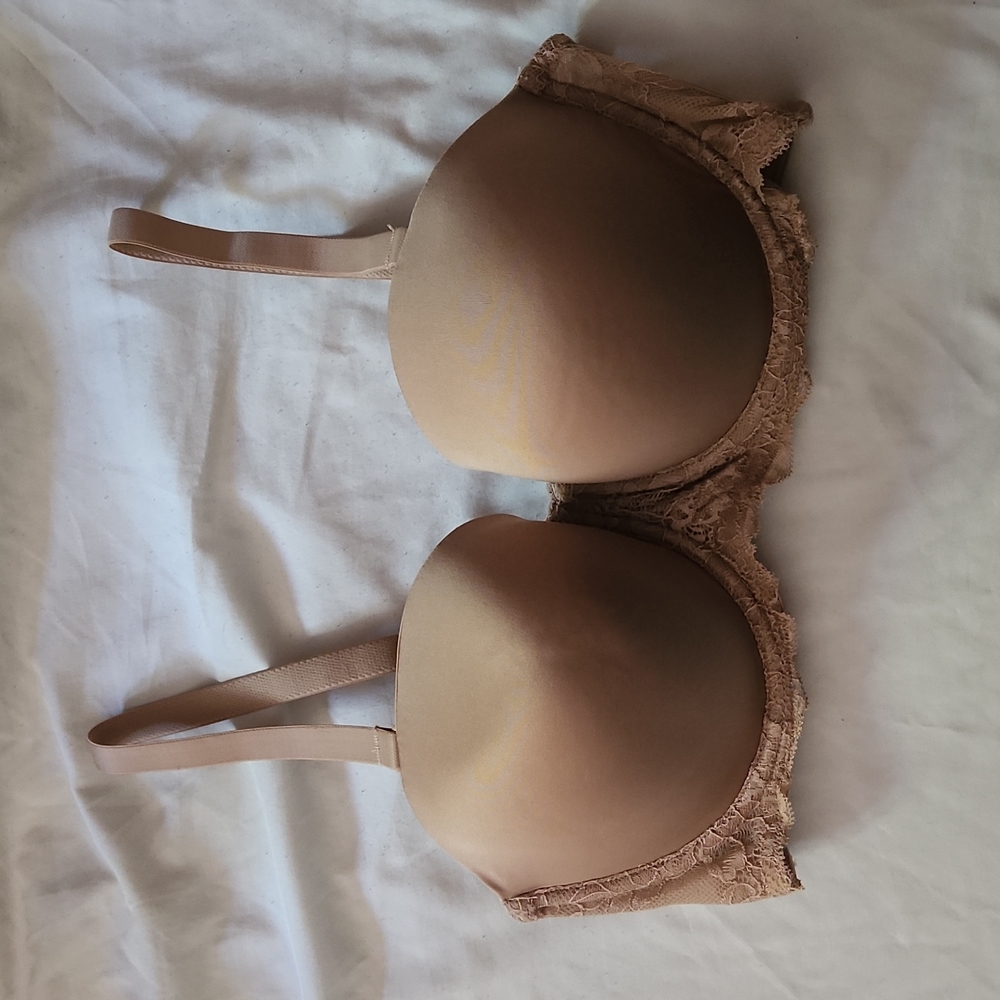 NWOT ASOS 38DD Beige Strapless Bra